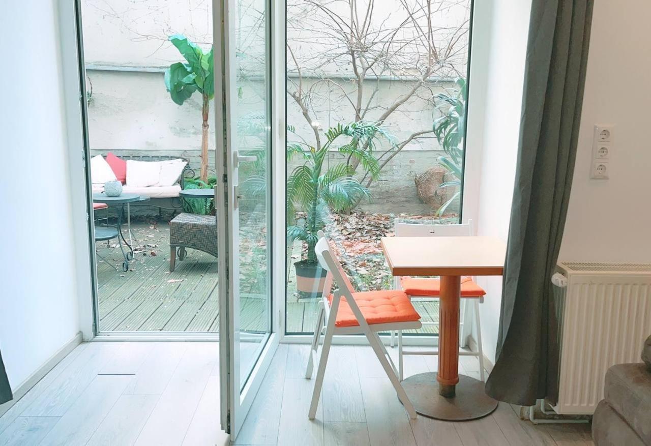 Comfort Triple Room Hn فيينا المظهر الخارجي الصورة