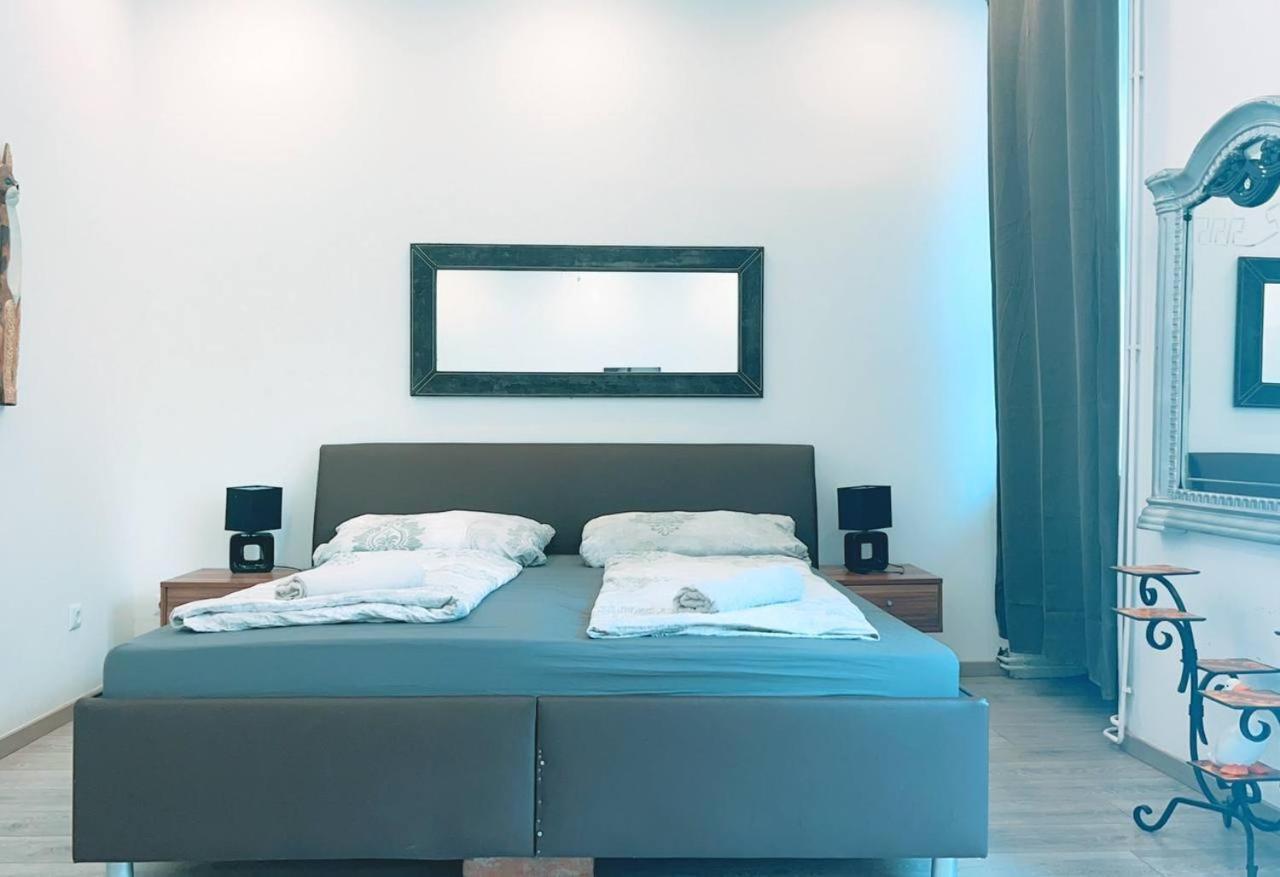 Comfort Triple Room Hn فيينا المظهر الخارجي الصورة
